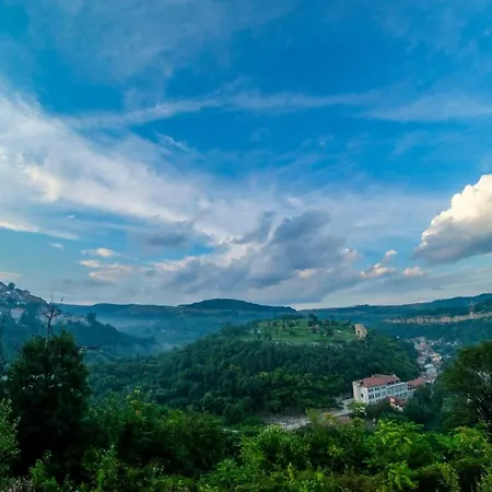The Hill Hotel Veliko Tárnovo