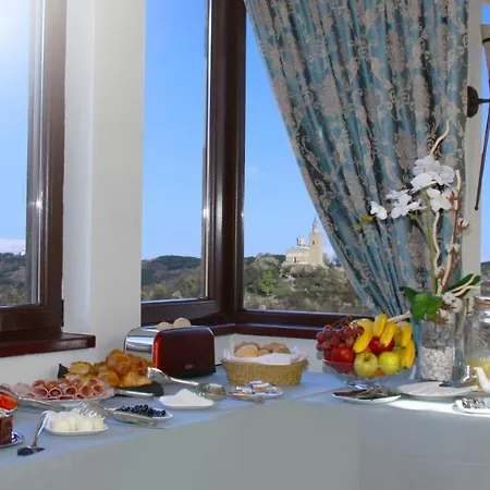 The Hill Hotel Veliko Tárnovo